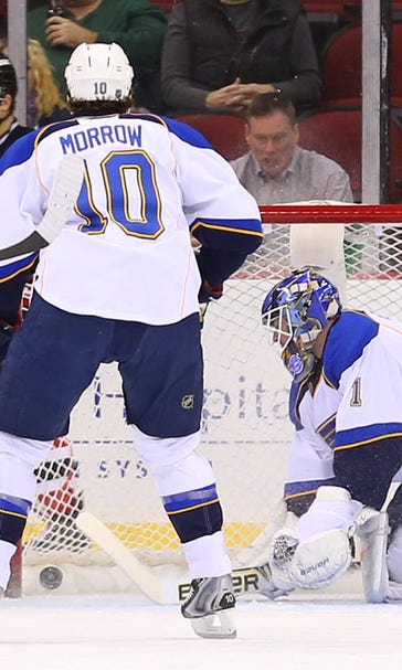 Recap: Fayne, Carter spark Devils over Blues 7-1